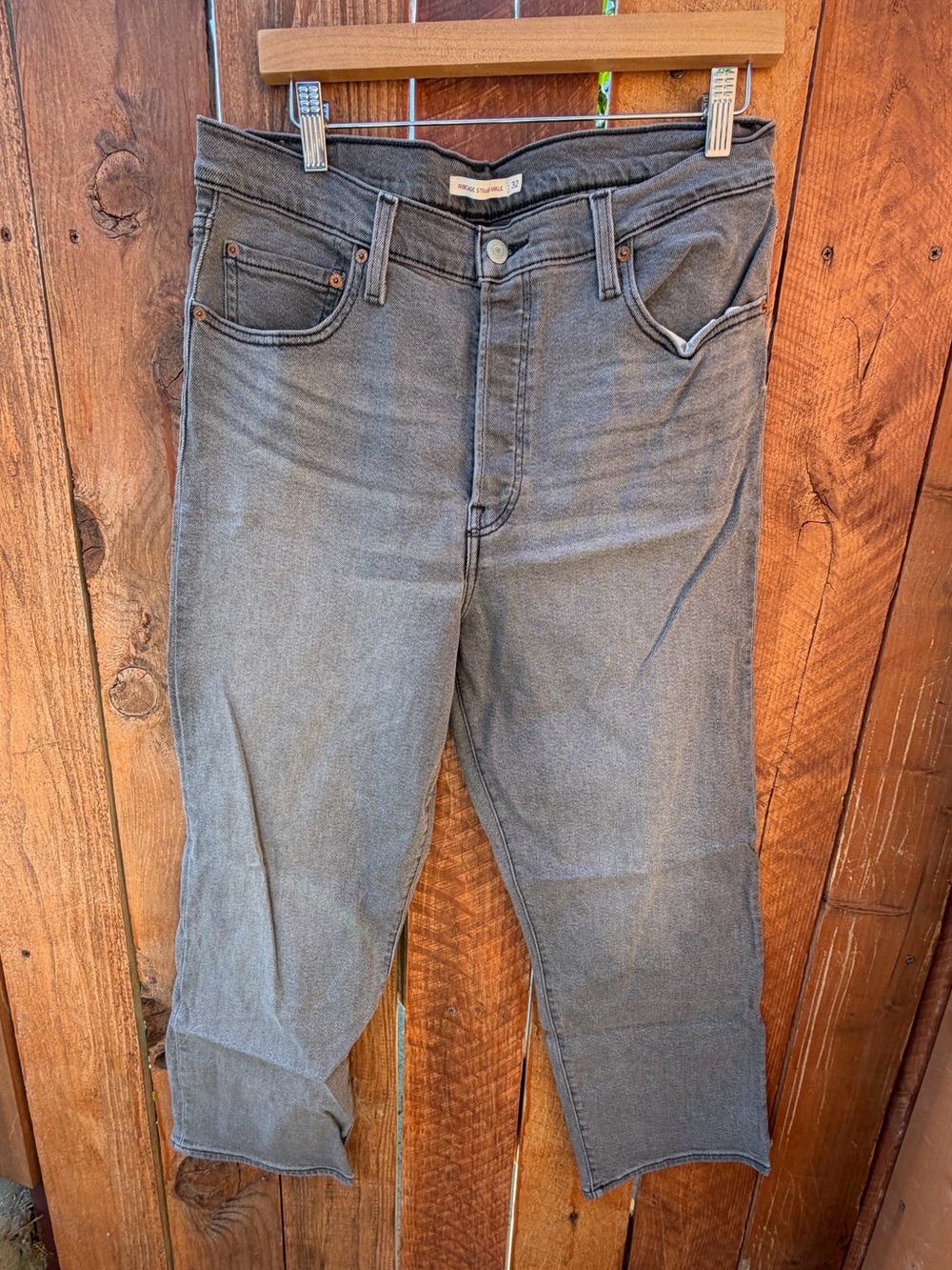 Levi’s Ribcage Straight Ankle Jeans Grey Size 32